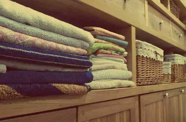 Laundr Folding Station